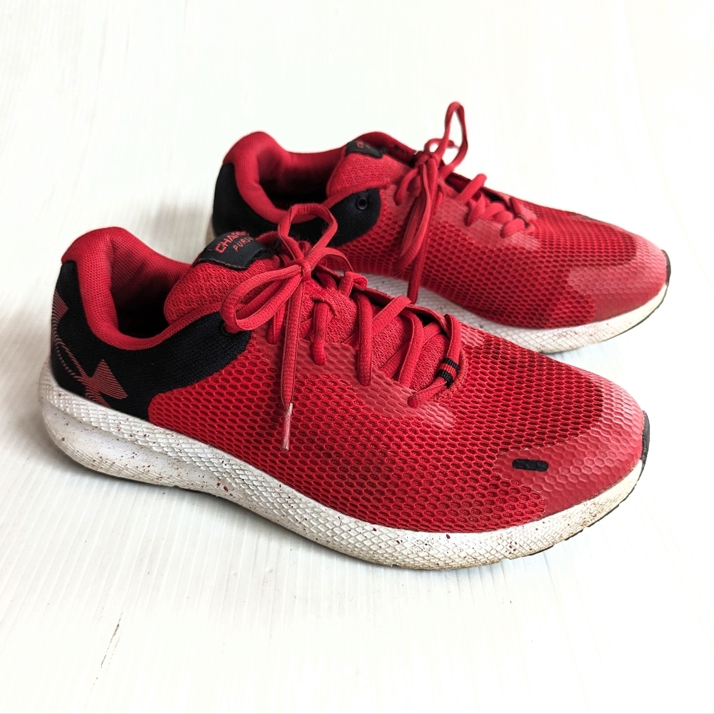 UNDER ARMOUR men's Charged Pursuit red athletic running shoes size 9